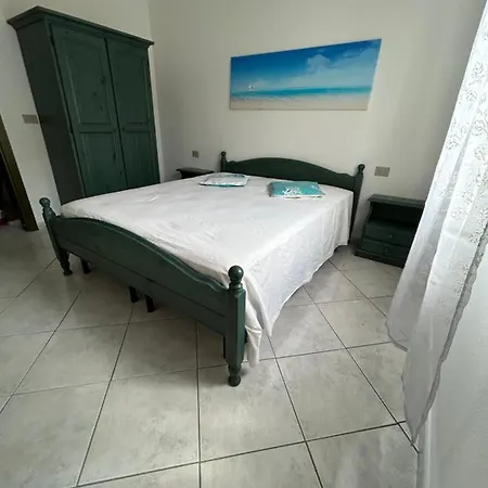 Casa Mario E Rosa * オロゼーイ